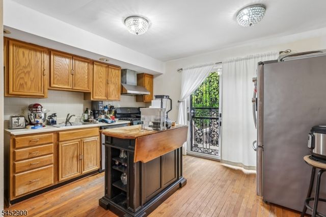 22 Hecker St 22, Newark City, NJ 07103