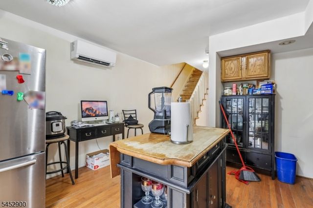 22 Hecker St 22, Newark City, NJ 07103