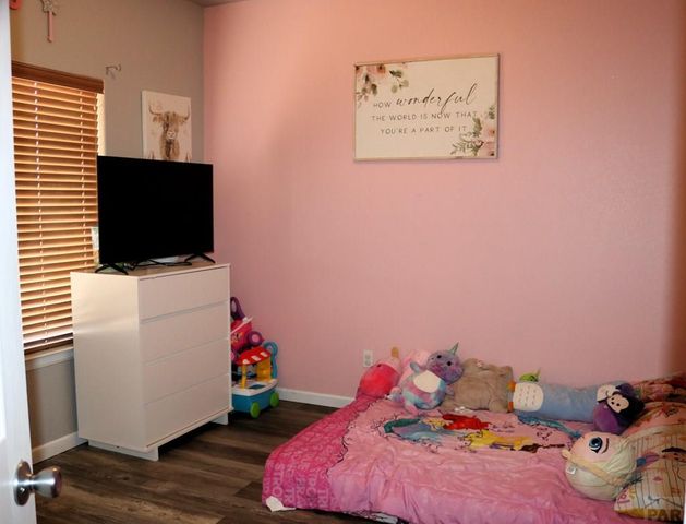 226 E Falcon Dr, Pueblo West, CO 81007