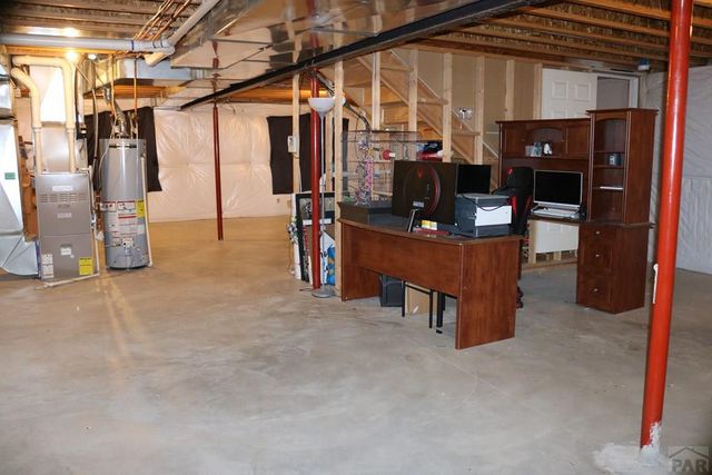 226 E Falcon Dr, Pueblo West, CO 81007