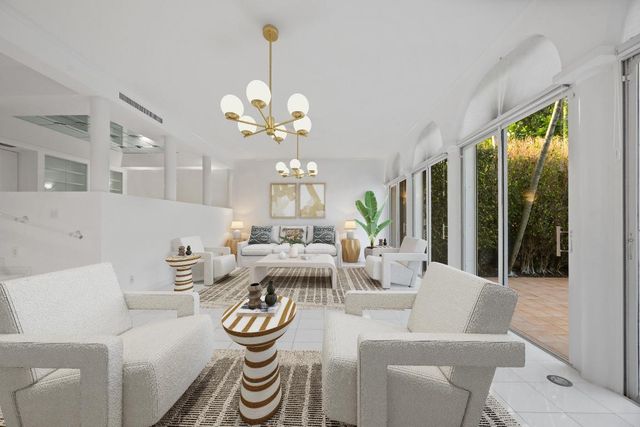 265 Everglade Avenue, Palm Beach, FL 33480