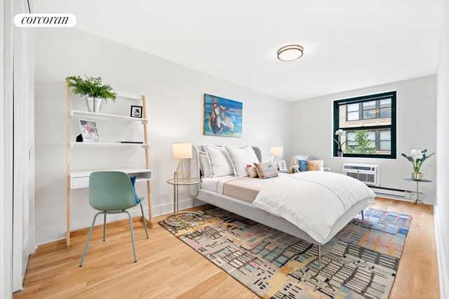 626 Washington St Apt 5A, New York City, NY 10014