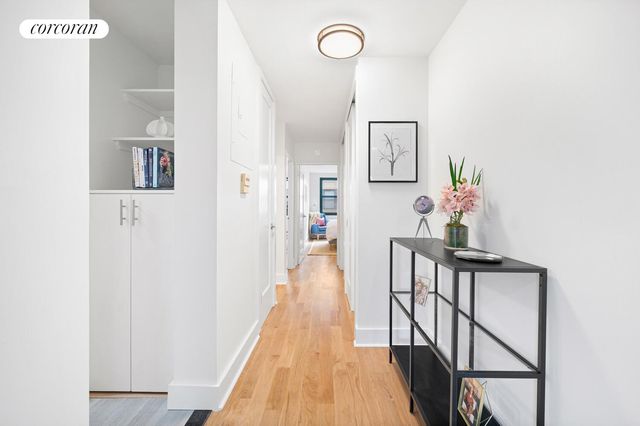 626 Washington St Apt 5A, New York City, NY 10014