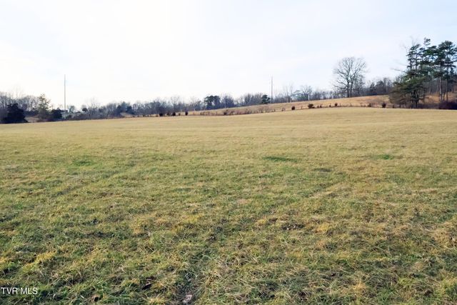 136 Triple H Lane, Jonesborough, TN 37659