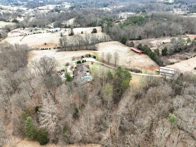 136 Triple H Lane, Jonesborough, TN 37659