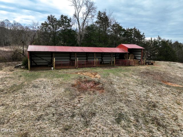 136 Triple H Lane, Jonesborough, TN 37659