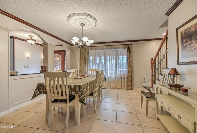 136 Triple H Lane, Jonesborough, TN 37659