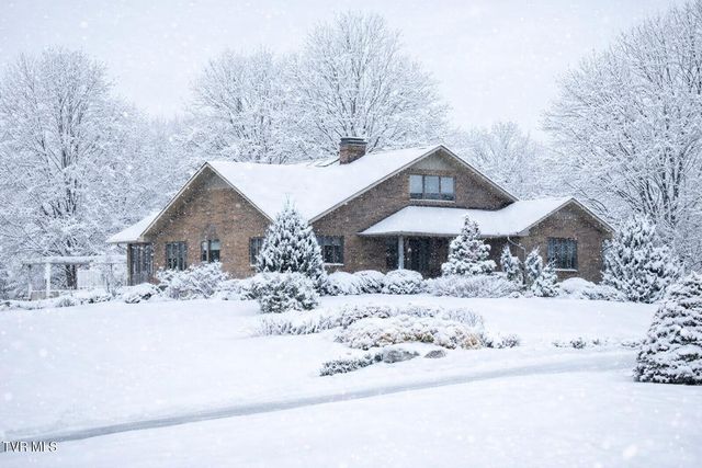 136 Triple H Lane, Jonesborough, TN 37659