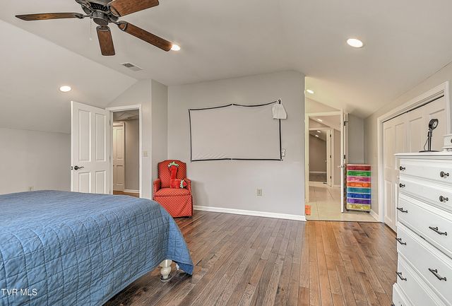 136 Triple H Lane, Jonesborough, TN 37659