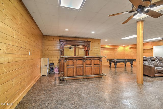 136 Triple H Lane, Jonesborough, TN 37659