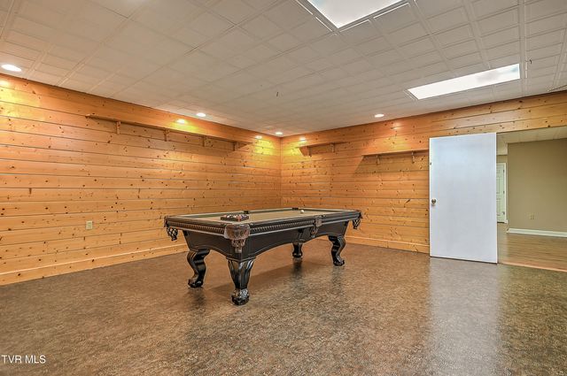 136 Triple H Lane, Jonesborough, TN 37659