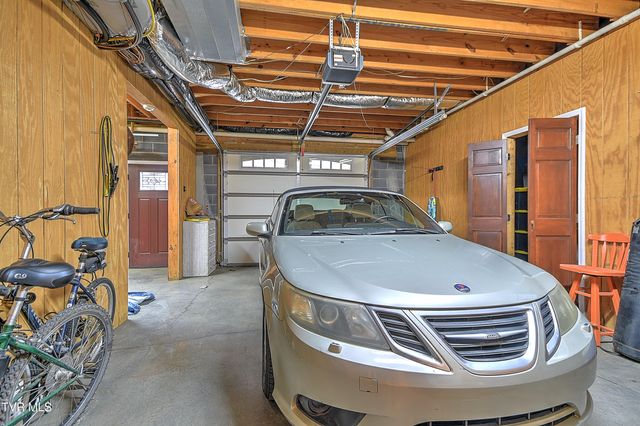 136 Triple H Lane, Jonesborough, TN 37659