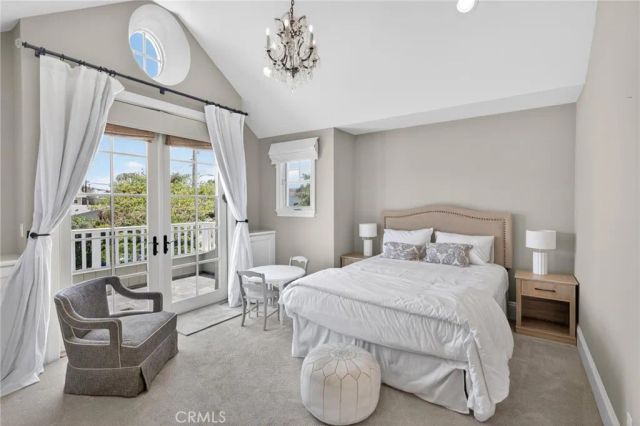2705 Palm Avenue, Manhattan Beach, CA 90266