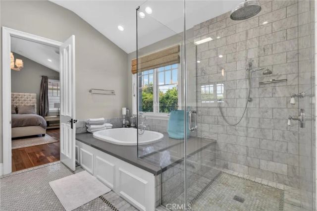 2705 Palm Avenue, Manhattan Beach, CA 90266