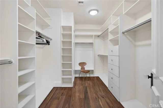 2705 Palm Avenue, Manhattan Beach, CA 90266