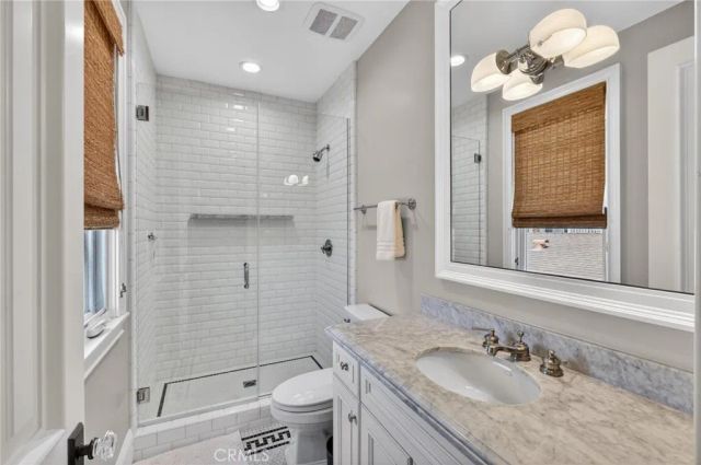 2705 Palm Avenue, Manhattan Beach, CA 90266