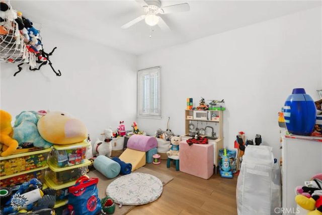 2129 N Pepper Street, Burbank, CA 91505