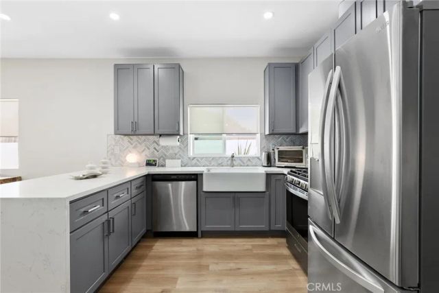 2129 N Pepper Street, Burbank, CA 91505