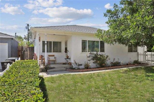 2129 N Pepper Street, Burbank, CA 91505