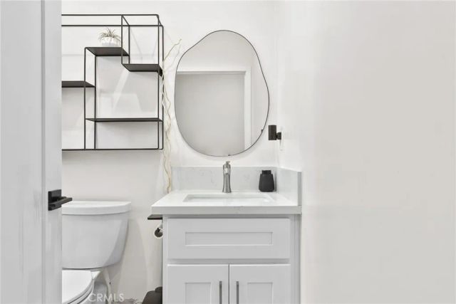 2129 N Pepper Street, Burbank, CA 91505