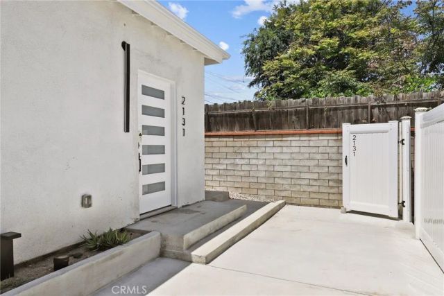 2129 N Pepper Street, Burbank, CA 91505
