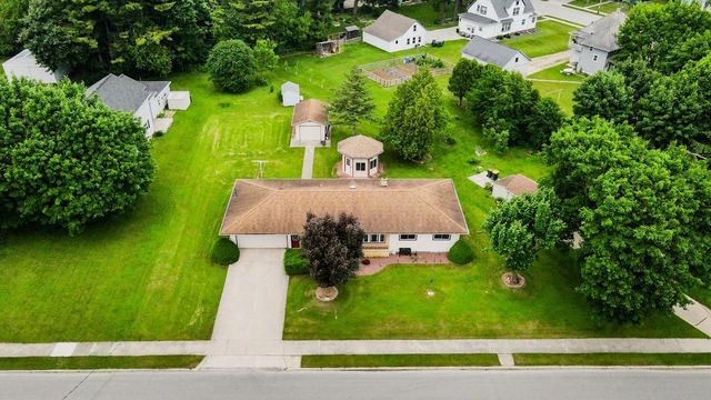 636 Calumet AVENUE, Kiel, WI 53042