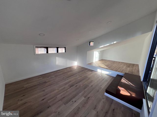 12326 MULBERRY CT, Woodbridge, VA 22192