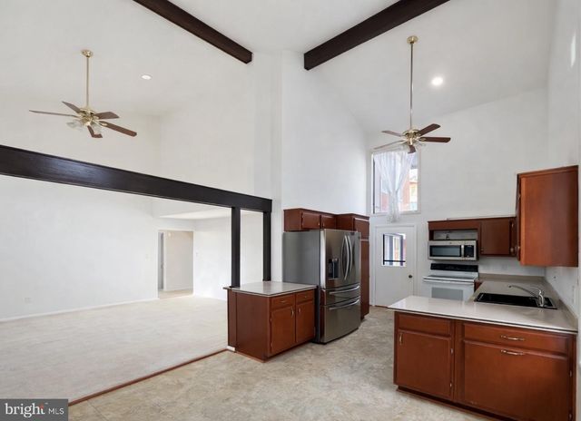 12326 MULBERRY CT, Woodbridge, VA 22192