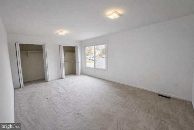 12326 MULBERRY CT, Woodbridge, VA 22192