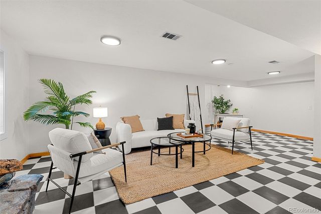 2101 Arapahoe Street, Golden, CO 80401