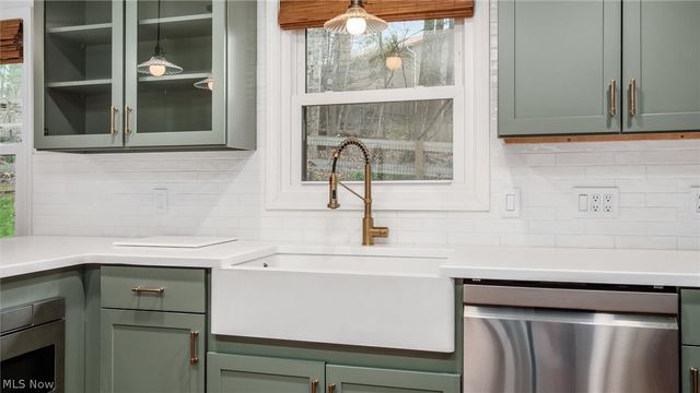 2930 Tarkman Drive, Nashport, OH 43830