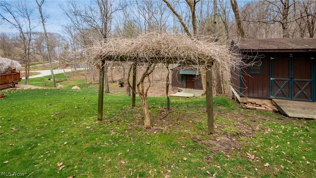 2930 Tarkman Drive, Nashport, OH 43830