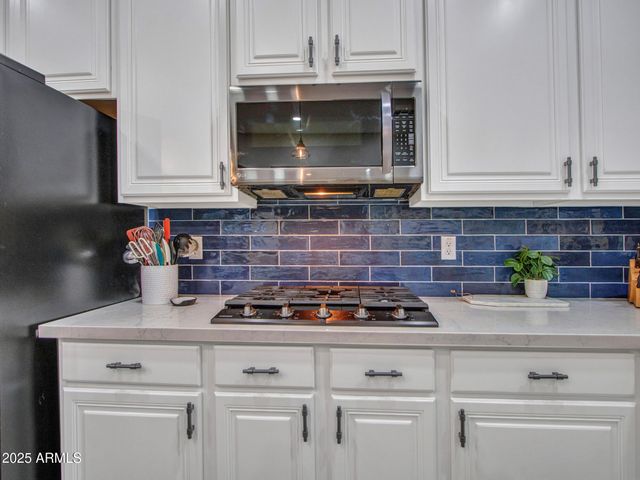 8616 W CLARA Lane, Peoria, AZ 85382