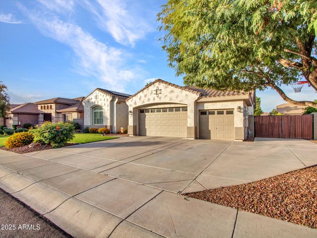 8616 W CLARA Lane, Peoria, AZ 85382
