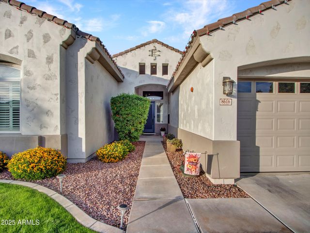 8616 W CLARA Lane, Peoria, AZ 85382