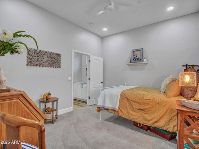 8616 W CLARA Lane, Peoria, AZ 85382