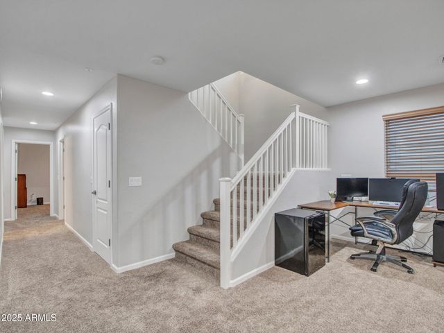 8616 W CLARA Lane, Peoria, AZ 85382