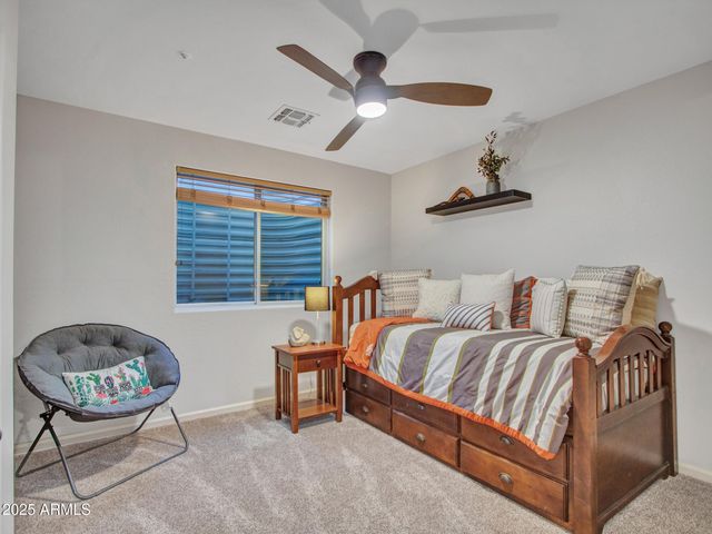 8616 W CLARA Lane, Peoria, AZ 85382