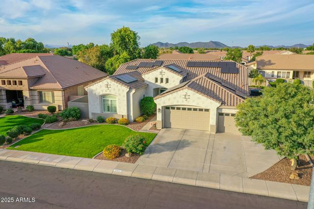 8616 W CLARA Lane, Peoria, AZ 85382