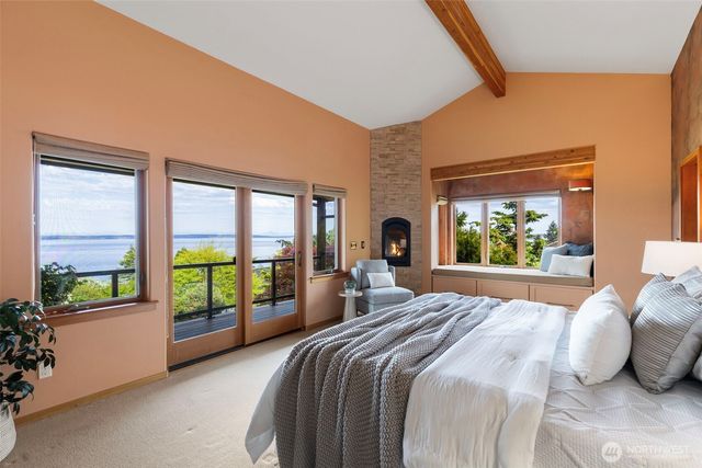 1323 Jackson Street, Port Townsend, WA 98368