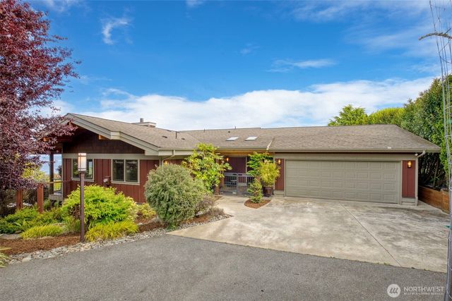 1323 Jackson Street, Port Townsend, WA 98368