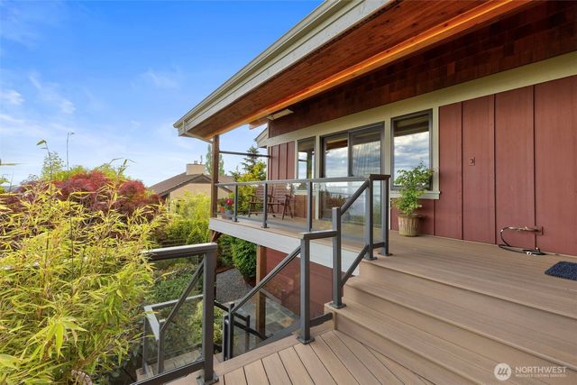 1323 Jackson Street, Port Townsend, WA 98368