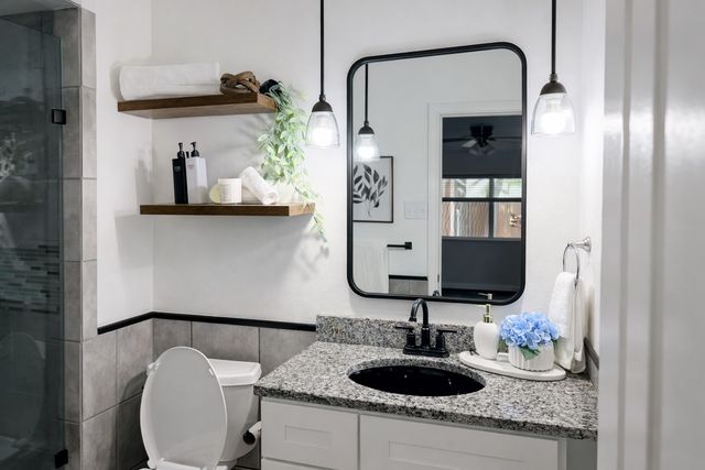 5229 Cook Circle, The Colony, TX 75056