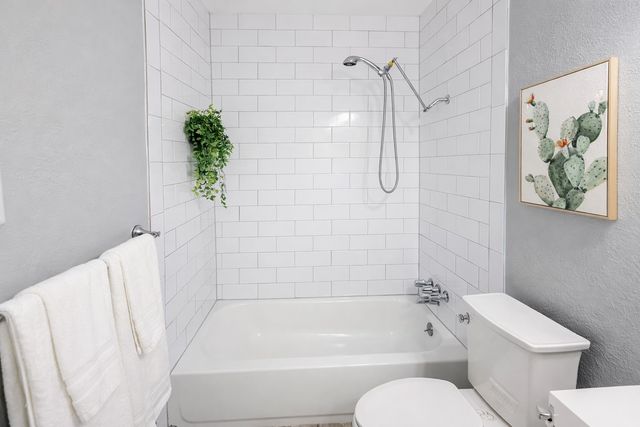 5229 Cook Circle, The Colony, TX 75056