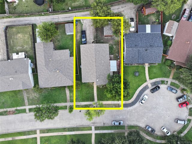 5229 Cook Circle, The Colony, TX 75056