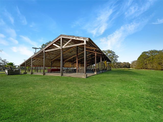 38 Sandy Court, Cleveland, TX 77327