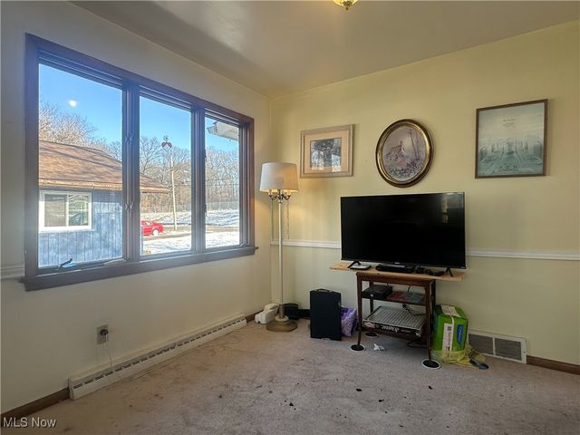 812 Hartzell Avenue, Niles, OH 44446