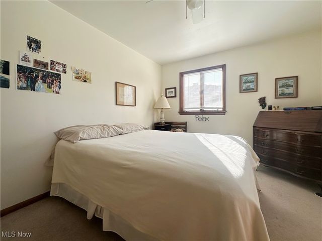 812 Hartzell Avenue, Niles, OH 44446