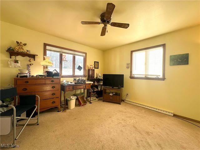 812 Hartzell Avenue, Niles, OH 44446