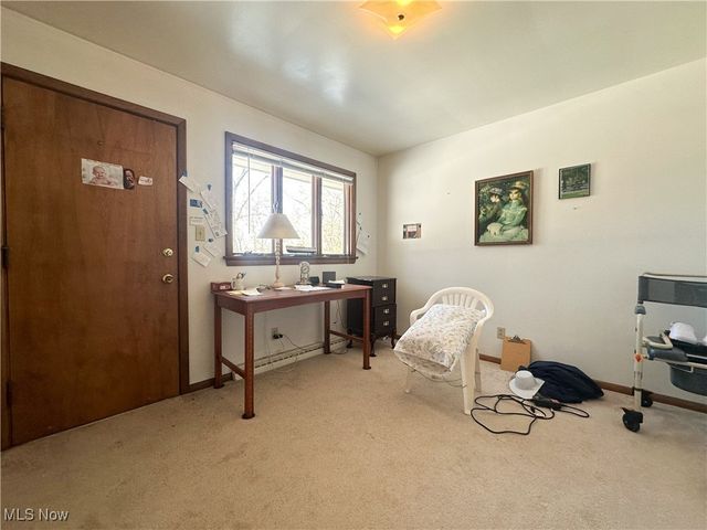 812 Hartzell Avenue, Niles, OH 44446